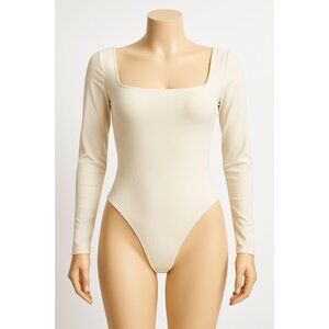 Women’s Square Neck Long Sleeve Bodysuit – Cream – Size M – NWT